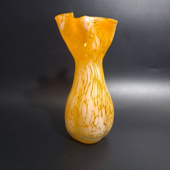 Handcrafted Yellow & White Art Glass Vase - Picture 2 of 10